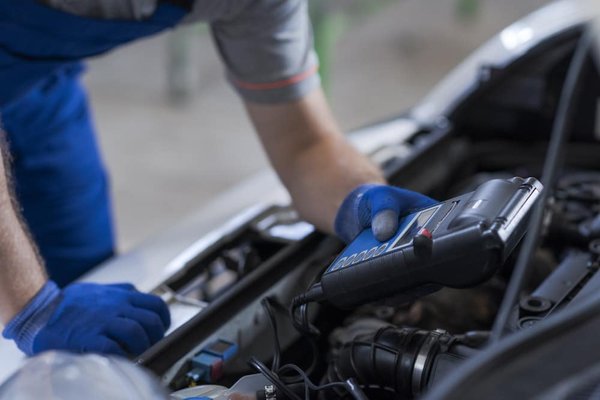 Valise Delphi DS150E : l'outil indispensable pour le diagnostic électronique des véhicules modernes