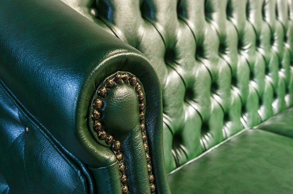 Comment bien entretenir vos canapés en cuir